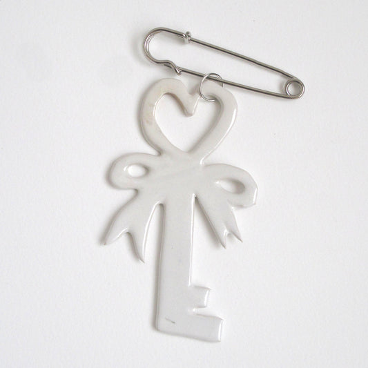 002 Key